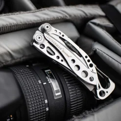 Leatherman Skeletool Multi-tool
